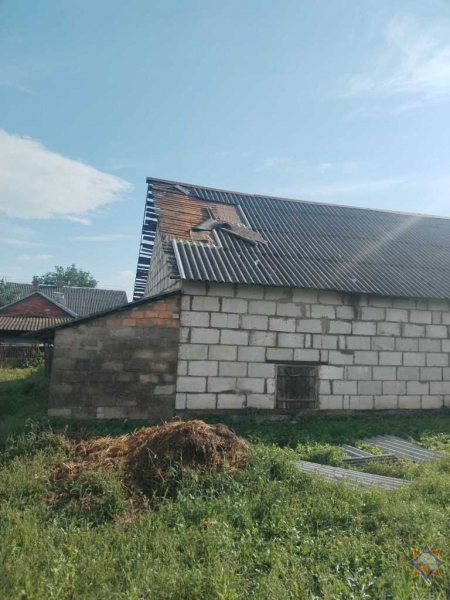 Две деревни в Ляховичском районе пострадали из-за непогоды Две деревни в Ляховичском районе пострадали из-за непогоды