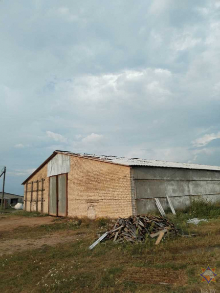 Две деревни в Ляховичском районе пострадали из-за непогоды Две деревни в Ляховичском районе пострадали из-за непогоды
